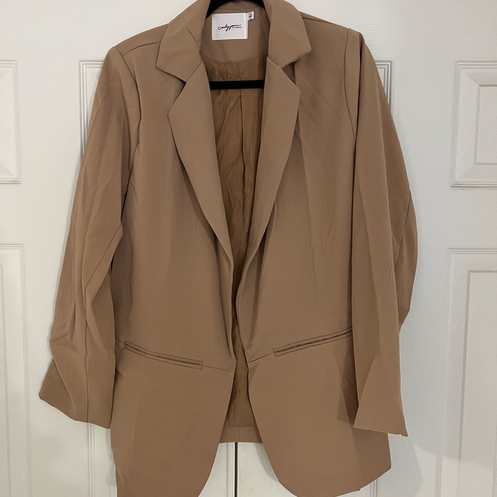 CJLA Wells Tan Blazer - Brand New!